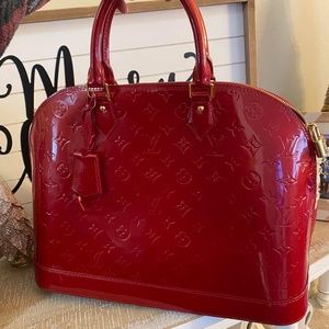 Louis Vuitton Monogram Vernis alma MM